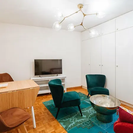 Apartment ☆ With View ☆ *